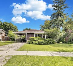 5 Clareville Crescent, Toronto, ON M2J 2B9