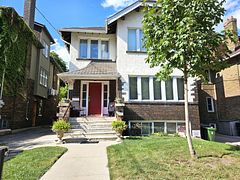 10 Oriole Gardens Main, Toronto, ON M4V 1V7
