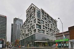 8 Hillsdale Avenue 1126, Toronto, ON M4S 1T5