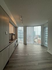 180 Front Street E 1806, Toronto, ON M5A 0A9