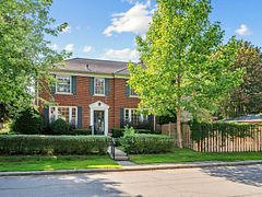 552 St Clements Avenue, Toronto, ON M5N 1M6