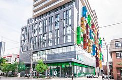 297 College Street 1211, Toronto, ON M5T 1S2