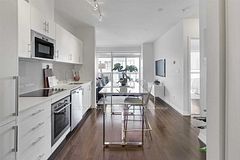 460 Adelaide Street E 2210, Toronto, ON M5A 1N6