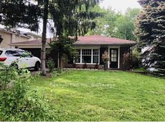 32 Hopperton Drive Lower, Toronto, ON M2L 2S6