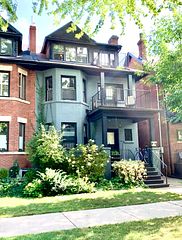 108 Admiral Road 5, Toronto, ON M5R 2L6