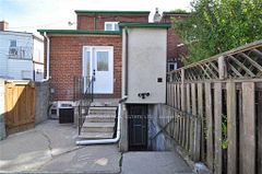140 Manning Avenue Main, Toronto, ON M6J 2K5