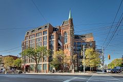 456 College Street 415, Toronto, ON M6G 4A3