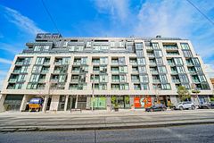 840 St Clair Avenue W 205, Toronto, ON M6C 0A4