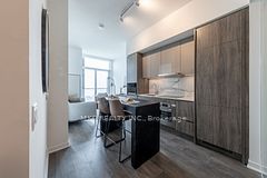 180 Front Street E PH09, Toronto, ON M5A 0A9