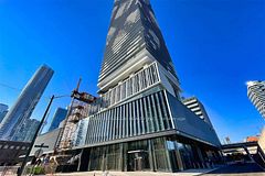 138 Downes Street 917, Toronto, ON M5E 0E4