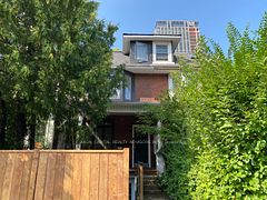 490 Gladstone Avenue, Toronto, ON M6H 3H9