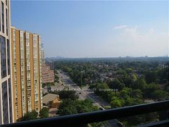 153 Beecroft Road, Toronto, ON M2N 7C5