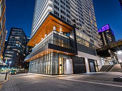 19 Bathurst Street 2001, Toronto, ON M5V 0N2