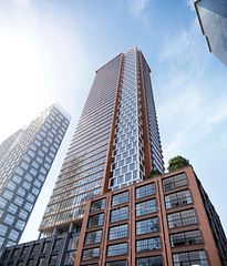 55 Mercer Street 2710, Toronto, ON M5V 0W4