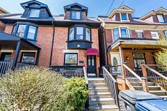 280 St Clarens Avenue 3, Toronto, ON M6H 3W3