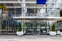 10 York Street 5813, Toronto, ON M5J 0E1
