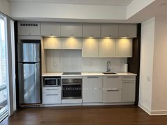 15 Grenville Street 904, Toronto, ON M4Y 1A1