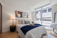 38 Widmer Street 810, Toronto, ON M5V 0P7