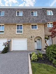 40 wild Briarway Way 40, Toronto, ON M2J 2L2