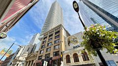 197 YONGE ST Street 1701, Toronto, ON M5B 0C1