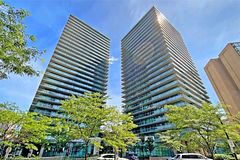 5500 Yonge Street 607, Toronto, ON M2N 7L1