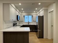 1328 Avenue Road 2, Toronto, ON M5N 2G9