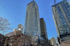 39 Roehampton Avenue 2510, Toronto, ON M4P 1P9