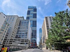 7 Grenville Street 3806, Toronto, ON M4Y 0E9