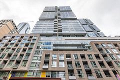 199 Richmond St W Street 1105, Toronto, ON M5V 0H4