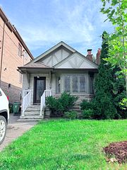 361 Fairlawn Avenue, Toronto, ON M5M 1T5