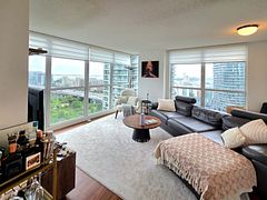 85 Queens Wharf Road 1901, Toronto, ON M5V 0J9