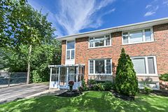 52 Daleside Crescent, Toronto, ON M4A 2H6