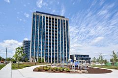 75 The Donway W 807, Toronto, ON M3C 2E9