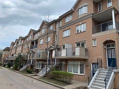 28 Sommerset Way 1530, Toronto, ON M2N 6W7