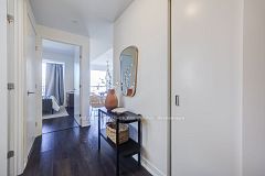 223 St Clair Avenue W 309, Toronto, ON M4V 1R3