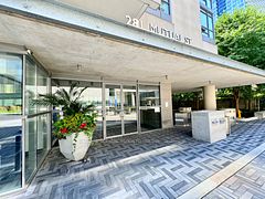 281 Mutual Street 306, Toronto, ON M4Y 3C4