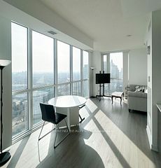 5180 Yonge Street 2706, Toronto, ON M2N 0K5