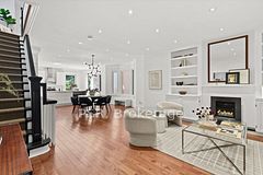 16 Mackenzie Crescent, Toronto, ON M6J 1T1