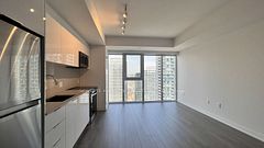 357 King Street W 3801, Toronto, ON M5V 0S7