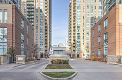 20 Olive Avenue 812, Toronto, ON M2N 7G5