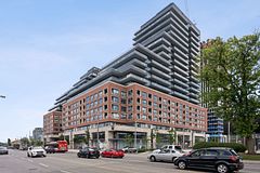 33 Frederick Todd Way 905, Toronto, ON M4G 0C9