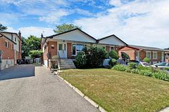 137 Angus Drive Lower, Toronto, ON M2J 2W9