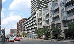 2221 Yonge Street 809, Toronto, ON M4S 0B8