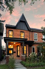 71 Robert Street, Toronto, ON M5S 2K4