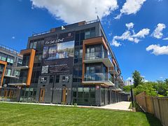 75 Curlew Drive 15, Toronto, ON M3A 0A9