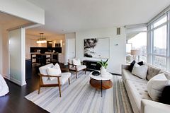 25 Capreol Court 2205, Toronto, ON M5V 3Z7