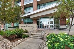 80 Western Battery Road 2210, Toronto, ON M6K 3S1