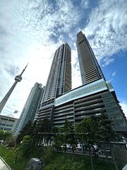 1 Concord Cityplace Way 4008, Toronto, ON M5V 0X3