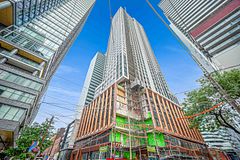 400 King Street W 2212, Toronto, ON M5V 0X8