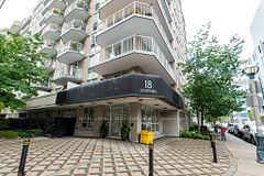 18 Stafford Street 1013, Toronto, ON M5V 3W4
